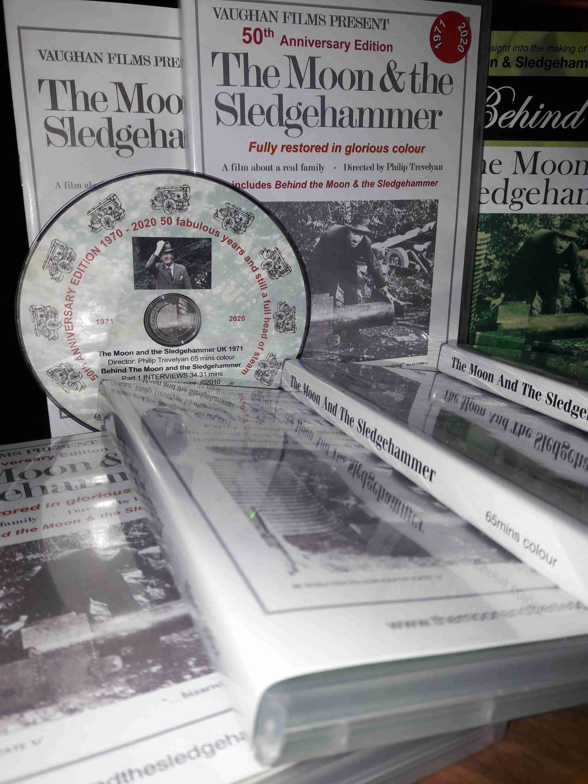 The Moon and the Sledgehammer featuring The Pages the world's most